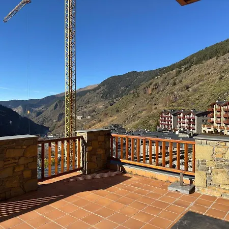 Rustico Con Vistas A *